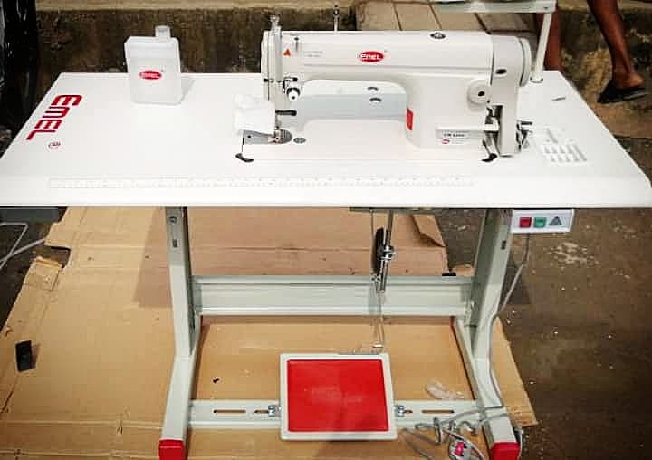 Emel Industrial Straight Sewing Machine
